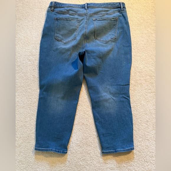 Talbots Women's Cropped Blue Jeans - Picture 3 of 4